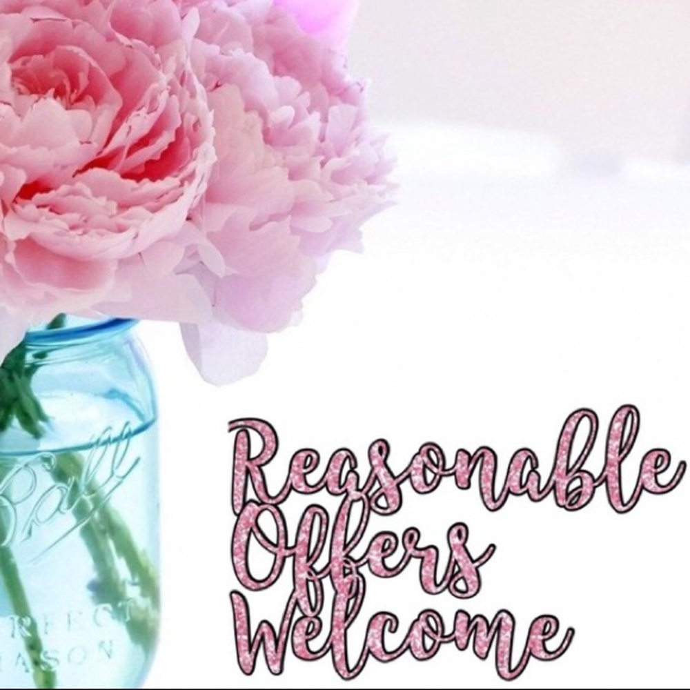 Reasonable Offers Always Welcome 🌸